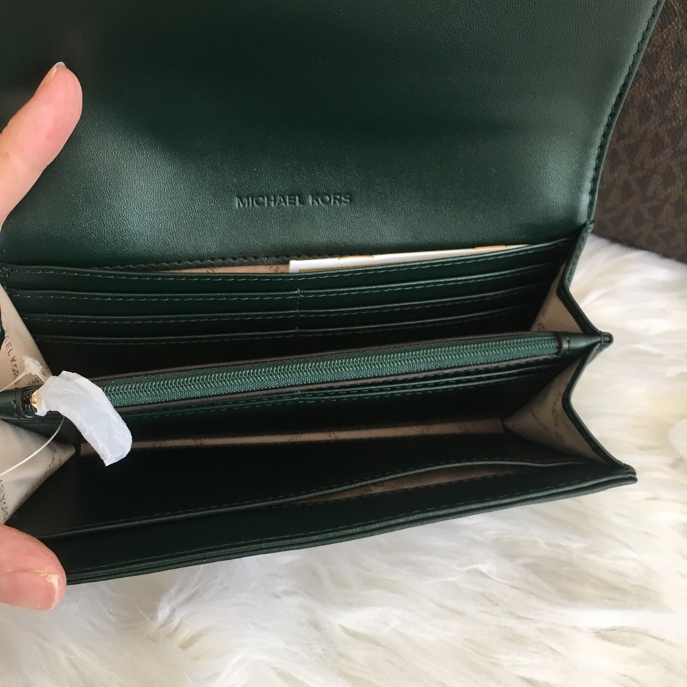 Michael Kors Montgomery Large Satchel & wallet - Picture 3 of 7